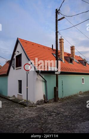 Straßen von Szentendre, einer Stadt am Fluss in der Provinz Pest, Ungarn, Stockfoto