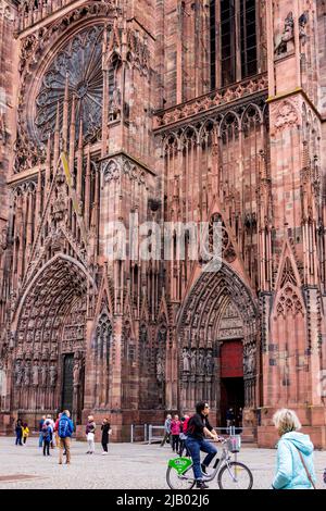 Notre-dame de Strasbourg in Frankreich Stockfoto