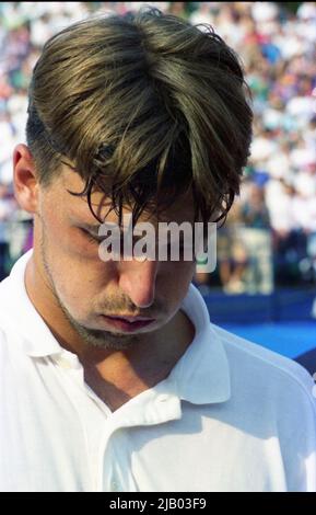 Bukarest, Rumänien, 1994. Der kroatische Tennisspieler Goran Ivanišević beim Finale der ATP Tour. Stockfoto