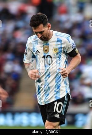 1.. Juni 2022; Wembley Stadium, London, England : CONBEMOL-UEFA CHAMPIONS CUP - FINALISSIMA, Italien gegen Argentinien: Lionel Messi aus Argentinien Stockfoto