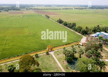 Luftaufnahme des Campus des Khmer-Tempels Bung Coc, SoC Trang, Vietnam Stockfoto