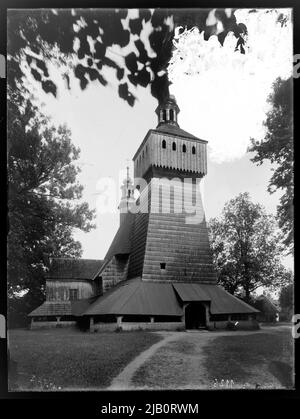 Haczów Holzkirche Mariä Himmelfahrt Blick auf den Turm unbekannt Stockfoto