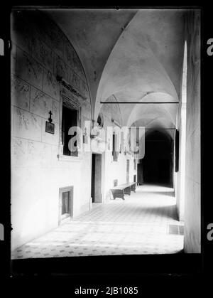 Krakau Bernardinerkloster an der Kirche St. Józef, Kreuzgang im Erdgeschoss des Ostflügels Wisłocki, Adam (1888 1943) Stockfoto