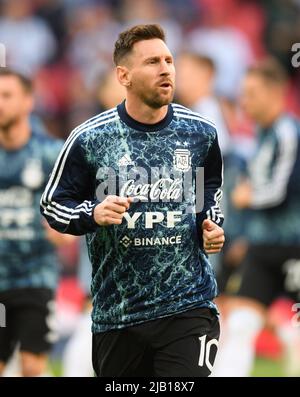 London, Großbritannien. 01.. Juni 2022. Italien gegen Argentinien - Finalissima 2022 - Wembley-Stadion Lionel Messi während des Spiels gegen Italien im Wembley-Stadion. Bildnachweis: Kredit: Mark Pain/Alamy Live Nachrichten Stockfoto