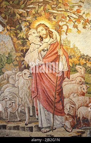 Jesus als der gute Hirte - Mosaikkunst Stockfoto