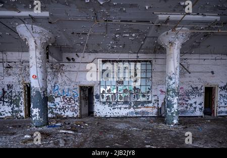 Verlassene ehemalige US-amerikanische Motoren-Weltzentrale, Plymouth Road Office Center (PROC), Detroit, Michigan, USA Stockfoto