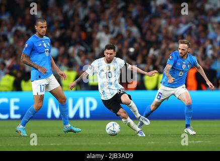 London, England, 1.. Juni 2022. Lionel Messi aus Argentinien beim CONMEBOL-UEFA Cup of Champions-Spiel im Wembley Stadium, London. Bildnachweis sollte lauten: David Klein / Sportimage Kredit: Sportimage/Alamy Live News Stockfoto