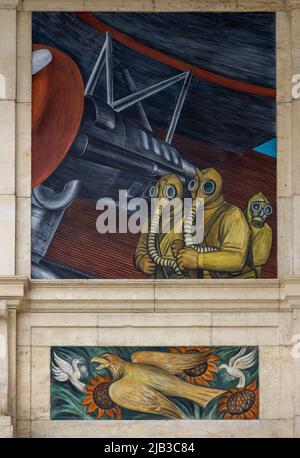 west Wall, die Detroit Industry Murals (1932–1933), Fresken von Diego Rivera, die die Industrie bei der Ford Motor Company und in Detroit, USA, darstellen Stockfoto