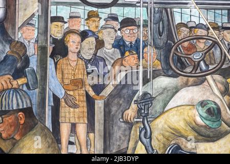 südwand, Detail der Zuschauer, die Detroit Industry Murals (1932–1933), Fresken von Diego Rivera, die die Ford Motor Company, USA, darstellen Stockfoto