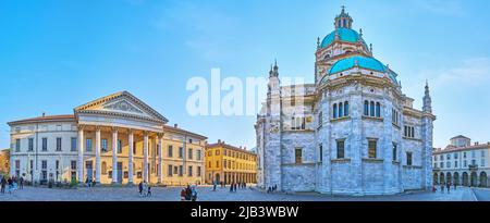 Giuseppe Verdi Platz mit seinen bemerkenswerten Wahrzeichen - Teatro Sociale und Como Kathedrale, Italien Stockfoto