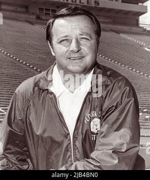 Der legendäre Cheftrainer Bobby Bowden der Florida State University im Doak Campbell Stadium, c1981. Stockfoto