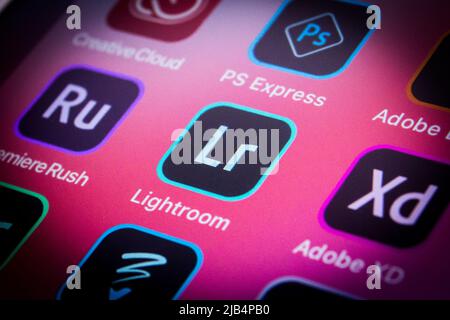 App von PS Lightroom, der Bildorganisation (Importieren, Speichern, Anzeigen, Organisieren, Bearbeiten) und Manipulations-App von Adobe mit Adobe-Apps auf dem iPhone Stockfoto