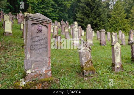 Jüdischer Friedhof Buttenhausen, Grabsteine, mazewa, matzewa, matzewa, Hebräische Schrift, Denkmal, jüdische Geschichte, geschütztes Kulturdenkmal auf der Stockfoto