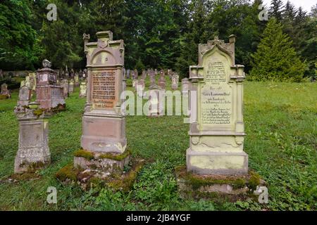 Jüdischer Friedhof Buttenhausen, Grabsteine, mazewa, matzewa, matzewa, Hebräische Schrift, Denkmal, jüdische Geschichte, geschütztes Kulturdenkmal auf der Stockfoto