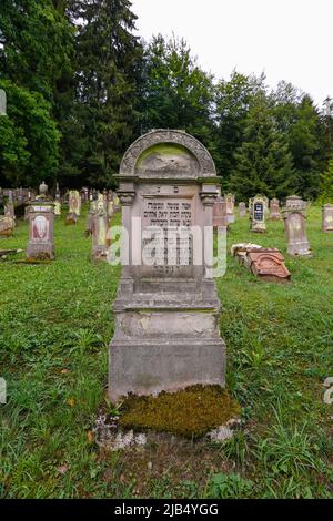 Jüdischer Friedhof Buttenhausen, Grabsteine, mazewa, matzewa, matzewa, Hebräische Schrift, Denkmal, jüdische Geschichte, geschütztes Kulturdenkmal auf der Stockfoto