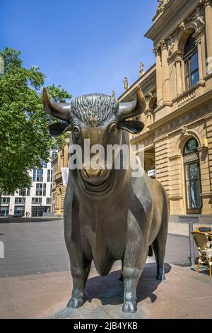 Bronzeskulptur, Stier und Bär, Deutsche Börse, Boersenplatz, Frankfurt am Main, Hessen, Deutschland Stockfoto