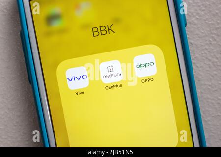 Chinesische Unternehmen BBK Electronics (Vivo, OnePlus & Oppo) Icons auf iOS. 2017 ist BBK der 2. größte Smartphone-Hersteller, direkt hinter Samsung Stockfoto
