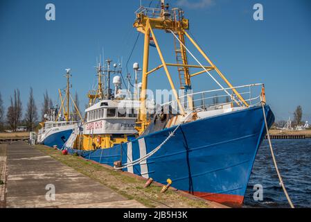 Den Helder, niederlande, Mai 2022. Ein Fischerboot am Kai in Den helder. Hochwertige Fotos Stockfoto