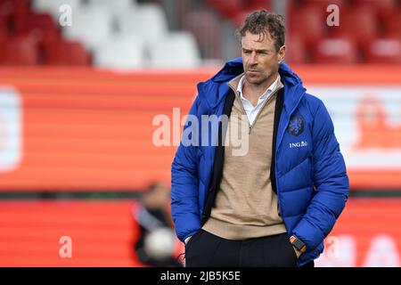 ALMERE - Niederlande U19 Trainer Bert Konterman während des UEFA Europameisterschafts-Qualifikationsspiel zwischen den Niederlanden U19 und Serbien U19 im Yanmar-Stadion am 1. Juni 2022 in Almere, Niederlande. ANP | NIEDERLÄNDISCHE HÖHE | GERRIT AUS KÖLN Stockfoto