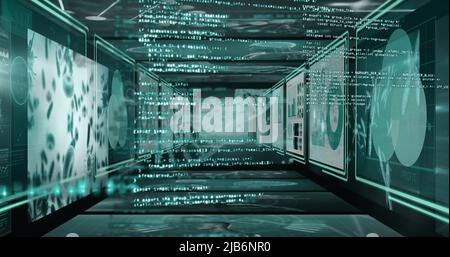 Bild der Datenverarbeitung über verschiedene Informationen auf Bildschirmen Stockfoto