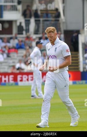 England Kapitän Ben Stokes&#XA;&#XA;&#XA;Mens International Test Cricket &#XA;&#XA;England gegen Neuseeland&#XA;&#XA;Test 1, Tag 2&#XA;&#XA;Lords, London&#XA;&#XA;Juni 2. 2022 Karl Newton/Sports Press Photo (SPP) Kredit: SPP Sport Press Photo. /Alamy Live News Stockfoto