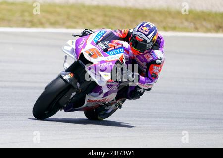 2022 Juni 6.. Gran Premio Monster Energy de Catalunya, MotoGP, freitagsparkplatz: Johann Zarco (FRA), Prima Pramav Racing Stockfoto