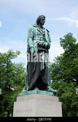 Friedrich-Schiller-Denkmal aus dem Jahr 1863 in Hannover Stockfoto