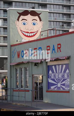 Wonder Bar eine historische Live-Musik-Bar an der Fifth und Ocean Avenue. Asbury Park, New Jersey, USA Stockfoto