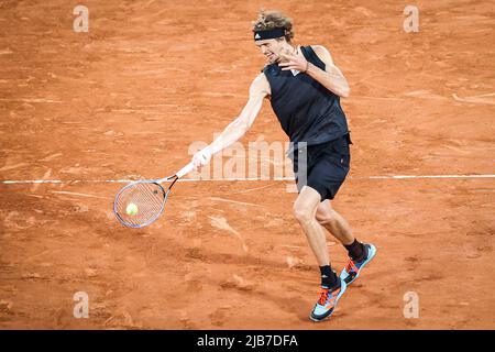 Paris, Frankreich. 03.. Juni 2022. Alexander ZVEREV aus Deutschland während des dreizehnten Tages von Roland-Garros 2022, French Open 2022, Grand Slam Tennisturnier am 03. Juni 2022 im Roland-Garros-Stadion in Paris, Frankreich - Foto Matthieu Mirville / DPPI Credit: DPPI Media/Alamy Live News Stockfoto