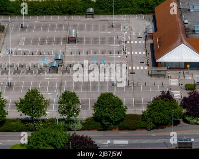 Luftaufnahme des inzwischen verlassenen Gebäudes Sainsburys Supermarket Hanley Stoke auf Trent Staffordshire Stockfoto