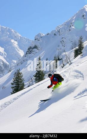 Skitouren in den Siebenbürgischen Alpen, Fagaras-Bergen, Rumänien, Europa Stockfoto