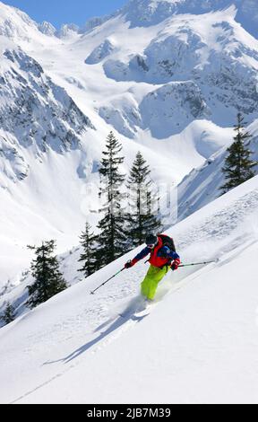 Skitouren in den Siebenbürgischen Alpen, Fagaras-Bergen, Rumänien, Europa Stockfoto