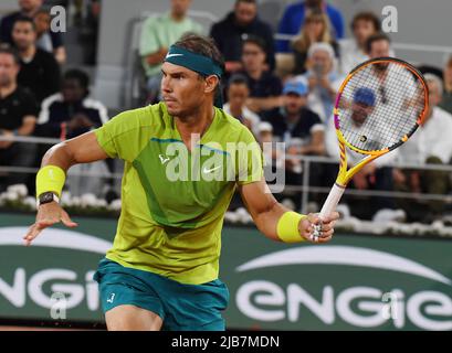 Paris, Frankreich. 03.. Juni 2022. Roland Garros Tag der offenen Tür 13 03/06/2022 Rafa Nadal (ESP) Halbfinale Kredit: Roger Parker/Alamy Live News Stockfoto