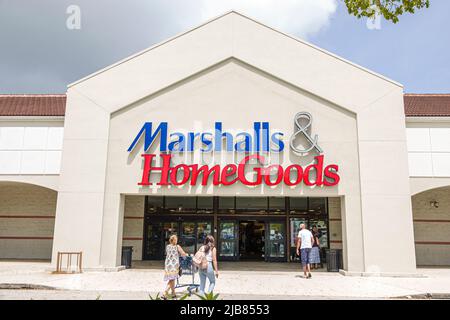 Aventura Florida Miami, Marshalls & HomeGoods Discountkaufhaus, Inneneinrichtung, Geschäfte, Außeneingang Stockfoto