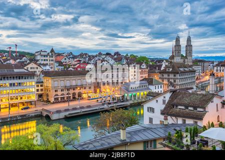 Zürich Schweiz, Blick auf die Skyline der Stadt vom Lindenhof aus Stockfoto