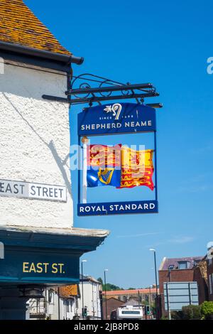 Shepherd Neame Pub, The Royal Standard, Hastings, East Sussex, Großbritannien Stockfoto