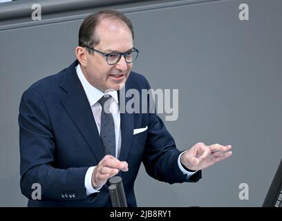 Berlin, Deutschland. 03.. Juni 2022. Alexander Dobrindt, Vorsitzender der CSU-Regionalgruppe. Kredit: Britta Pedersen/dpa/Alamy Live Nachrichten Stockfoto