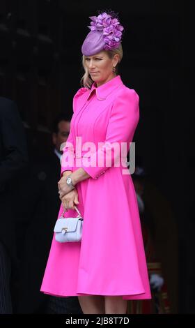 London, UK 3. June, 2022 : Zara Tindall verlässt den Danksagedienst für Königin Elizabeth II., um ihr Platin-Jubiläum in der St. Paul's Cathedral in London zu feiern. Quelle: James Boardman/Alamy Live News Stockfoto