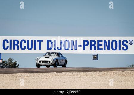 Dijon, Frankreich. 04.. Juni 2022. 20 Christian DUMOLIN, (BE), Ferrari 250 GT SWB / 1962, Aktion während des Grand Prix de l'Age d'Or 2022, vom 3. Bis 5. Juni 2022 auf dem Circuit de Dijon-Prenois, in Dijon, Frankreich - Foto Julien Cuer / DPPI Credit: DPPI Media/Alamy Live News Stockfoto