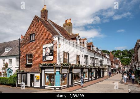 Lewes, Mai 31. 2022: Das Harvey's Brewery-Geschäft in der Cliffe High Street, Lewes, East Sussex Stockfoto