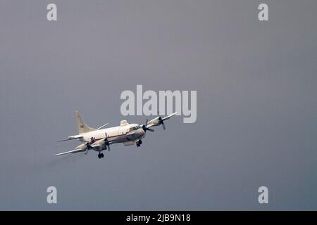 Yamato, Japan. 13. Dez 2016. Ein Lockheed (Kawasaki) UP-3C Orion Maritime Aufklärungsflugzeug mit dem Air Development Squadron 51 in Atsugi, Airbase in Kanagawa. Dies ist das einzige Flugzeug der japanischen Streitkräfte, das das AIRBOSS (Advanced Infrared Ballistic Missile Sensor System) trägt. (Foto von Damon Coulter/SOPA Images/Sipa USA) Quelle: SIPA USA/Alamy Live News Stockfoto