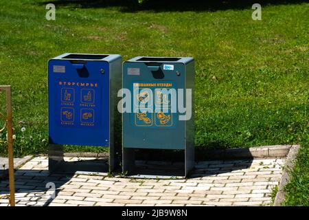 Müllrecycling grüne Natur Umwelt Recycling Kunststoff Verschmutzung Ökologie Park, für Müll AM für Konzept für out Trennung, organisch organisiert Stockfoto