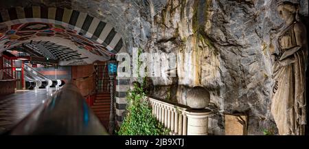 Künstlerisch gestaltete Station 'Kungsträdgarden' der U-Bahn (Tunnelbana) in Stockholm, Schweden Stockfoto