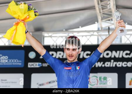 Monfalcone, Italien. 04.. Juni 2022. Christian Scaroni TEAM ITALIEN beim Adriatica Ionica Race -Tappa 1 Tarvisio/Monfalcone, Street Cycling in Monfalcone, Italy, Juni 04 2022 Quelle: Independent Photo Agency/Alamy Live News Stockfoto