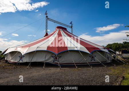 Circus Starr – Unterhaltung der Spitzenklassen. Eine unabhängige, gemeinnützige Organisation, die benachteiligte, behinderte und gefährdete Kinder in ganz Großbritannien unterstützt Stockfoto