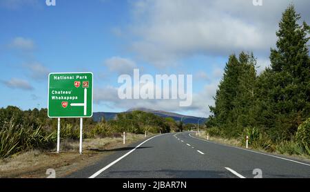 Der Volcanic Loop Highway, eine malerische Nebenstraße durch den Tongariro National Park, Neuseeland Stockfoto