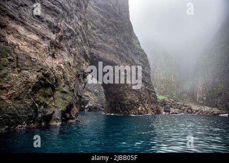 Vestmanna imposante Klippen, Streymoy Island, Färöer Inseln Stockfoto