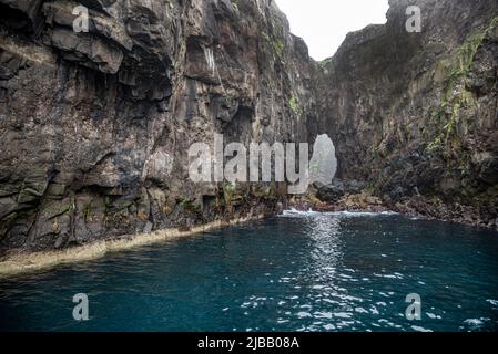 Vestmanna imposante Klippen, Streymoy Island, Färöer Inseln Stockfoto