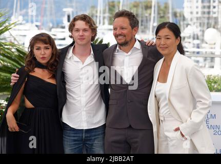 74. Cannes Film Festival, Frankreich - Camera d'Or Jury Fotocall Featuring: Mercedes Kilmer, Jack Kilmer, Leo Scott, Ting Poo wo: Cannes, Frankreich Wann: 07 Jul 2021 Credit: Pat Denton/WENN Stockfoto