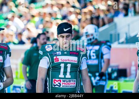 Central European Football League, CEFL-Halbfinale. 04.Juni 2022 ,Shwaebish Hall QB # 11 Reilly Hennessey / Schwäbisch Hall Unicorns Stockfoto